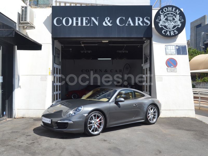 PORSCHE 911 Carrera 4S Coupe
