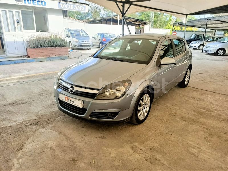 OPEL Astra 1.7 CDTi Cosmo 100 CV