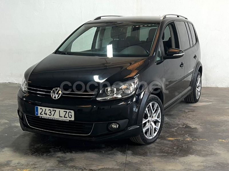 VOLKSWAGEN Touran 1.4 TSI DSG Sport