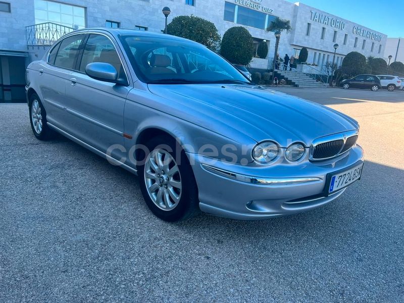 JAGUAR X-Type 2.5 V6 Executive 4p.