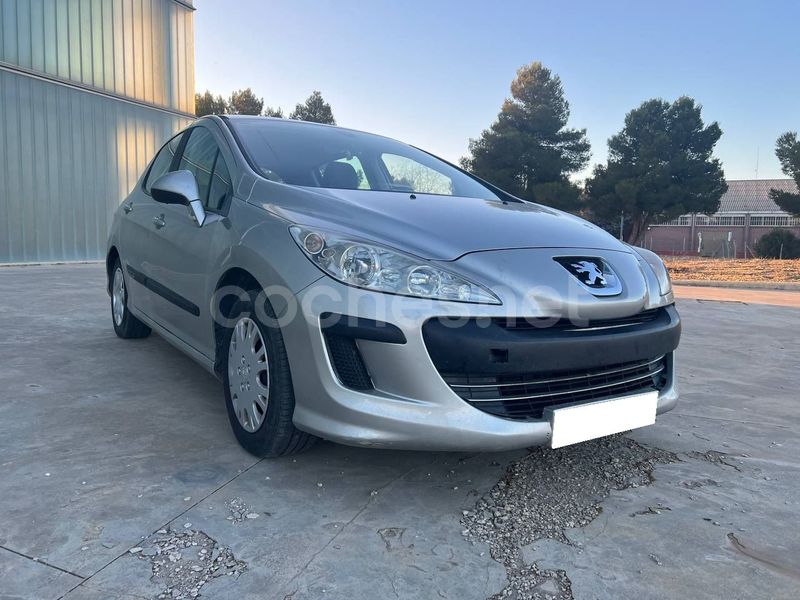 PEUGEOT 308 Confort 1.6 HDI 90