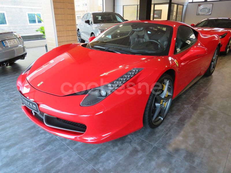 FERRARI 458 Italia