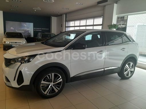 PEUGEOT 3008 1.2 PureTech SS Allure Pack