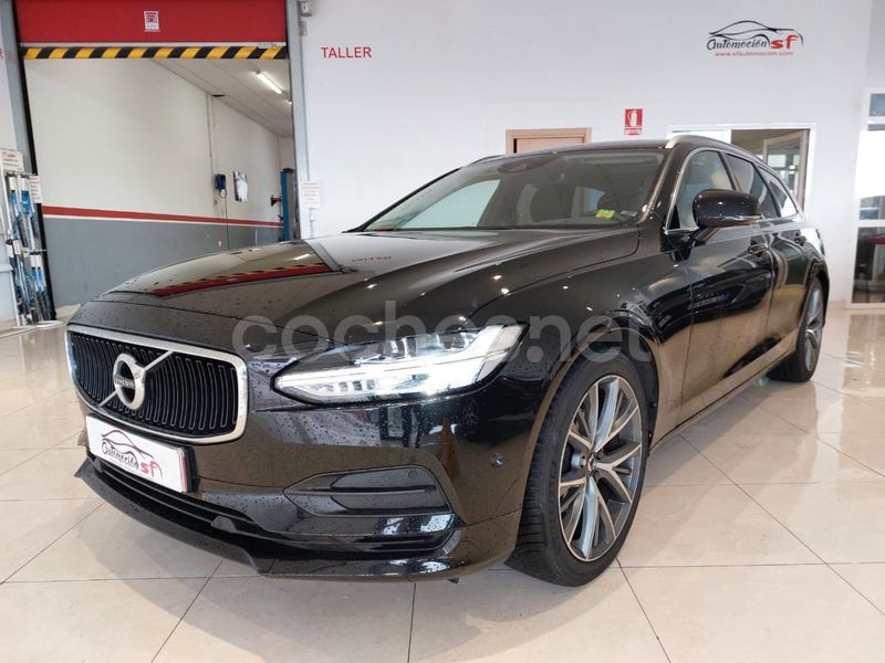 VOLVO V90 2.0 D4 Momentum Auto