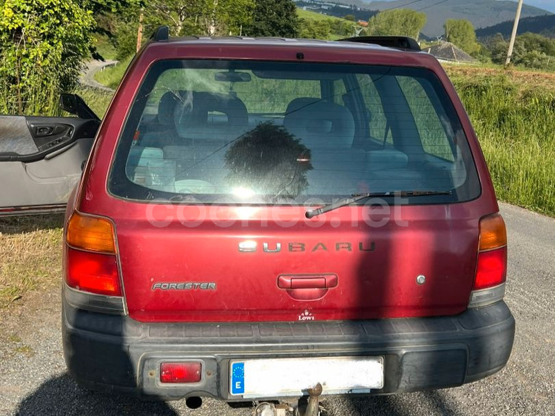 SUBARU Forester 2.0 GLX AWD