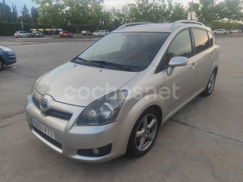 TOYOTA Corolla Verso 2.2 D4D Sport