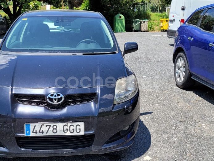 TOYOTA Auris 2.0 D4D Sol