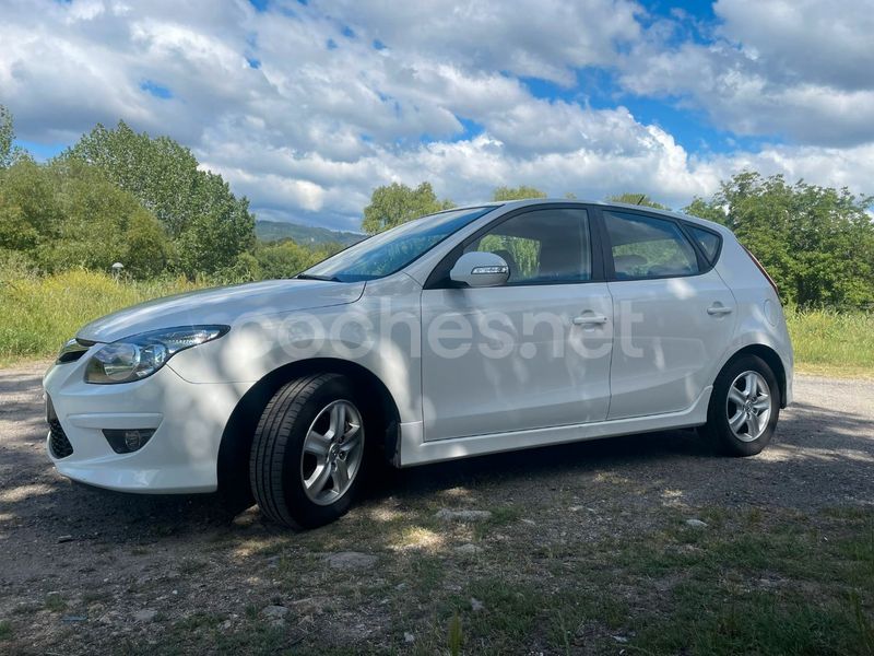 HYUNDAI i30 1.6 CRDi GLS FDU Comfort WGT 6v