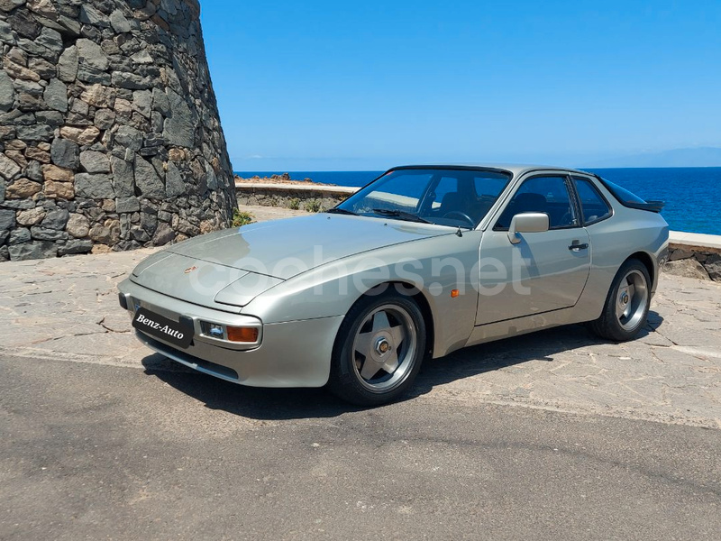 PORSCHE 944 944 2.5