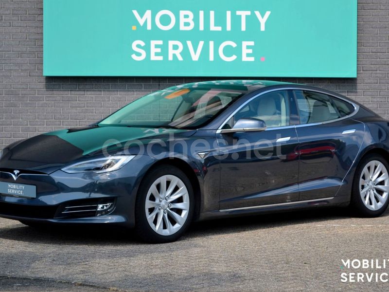 TESLA Model S 75D 4WD 5p.