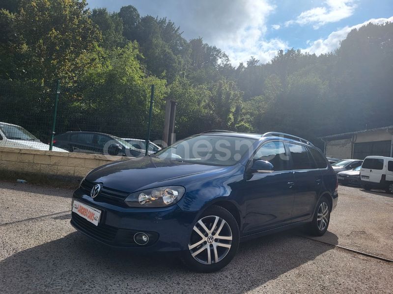 VOLKSWAGEN Golf Variant 1.6 TDI DPF Advance
