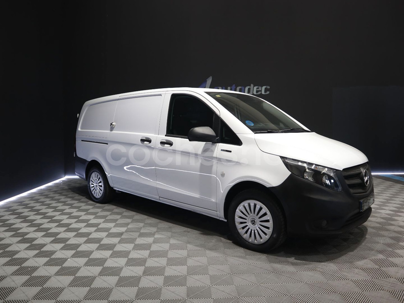 MERCEDES-BENZ Vito 111 eVito Furgon largo 4p.