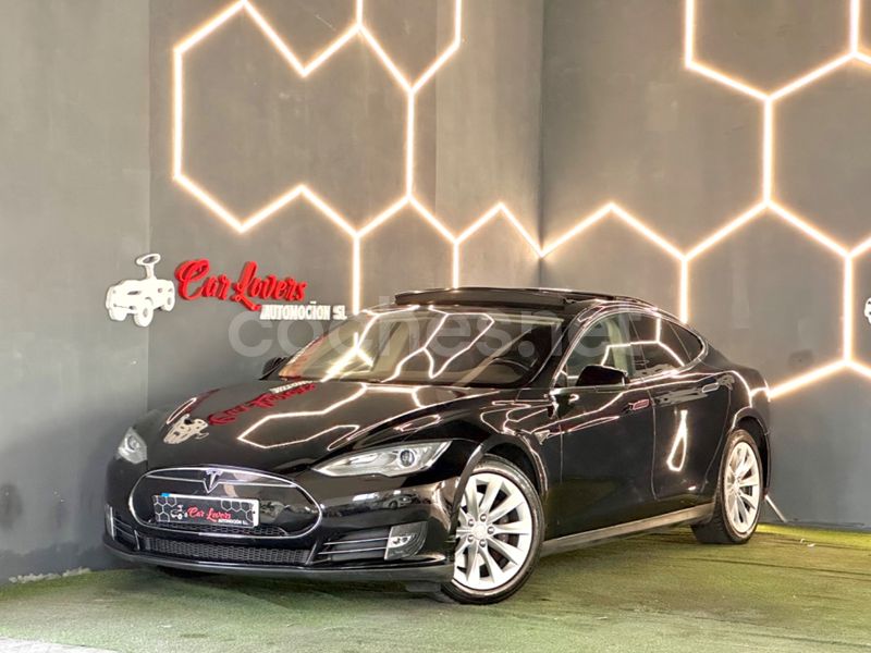 TESLA MODEL S 85