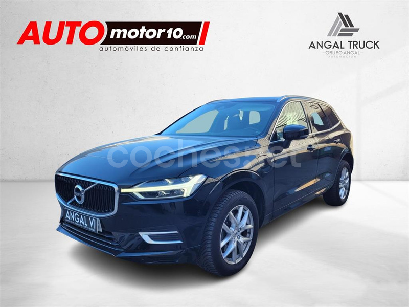 VOLVO XC60 2.0 T8 AWD Momentum Auto