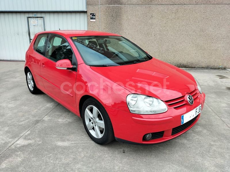 VOLKSWAGEN Golf 1.9 TDI Highline