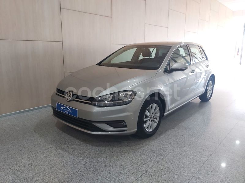 VOLKSWAGEN Golf Business 1.6 TDI