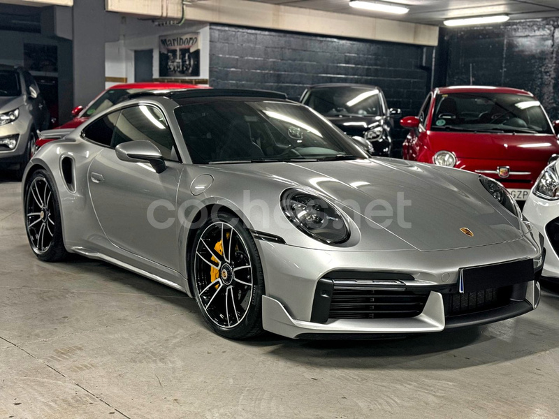 PORSCHE 911 Turbo S