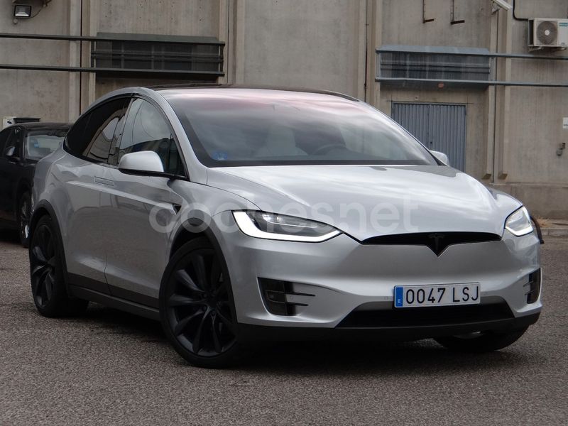 TESLA Model X 90D 4WD