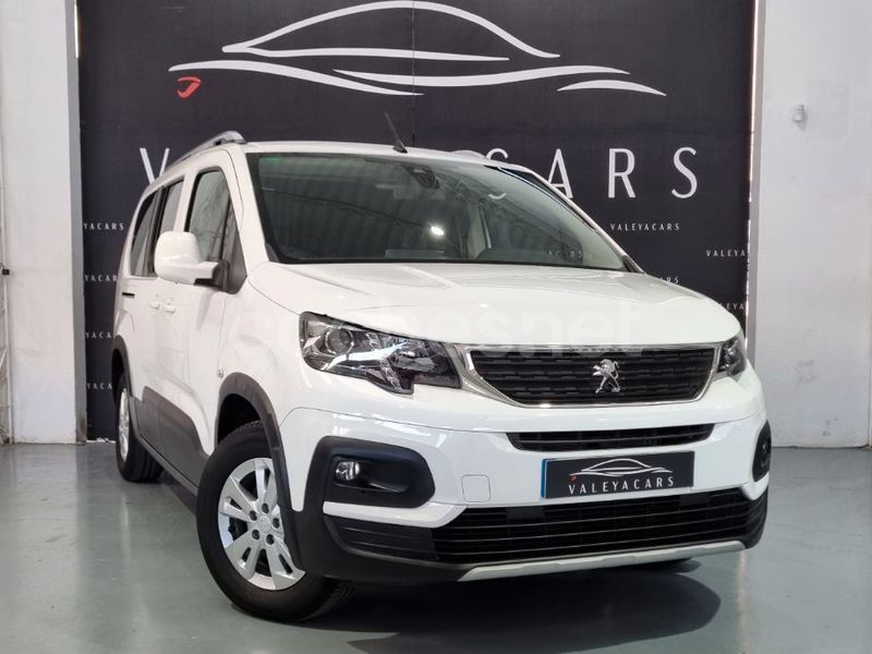 Peugeot Rifter 2021 el que no conoce a cualquier santo le reza