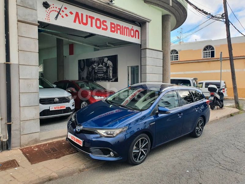 TOYOTA Auris 1.8 140H Hybrid Business