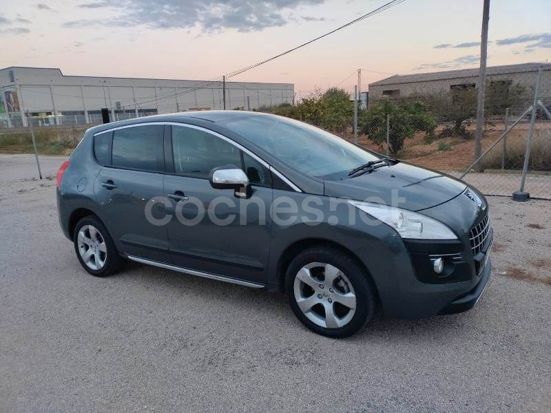 PEUGEOT 3008 Style 1.6 HDI 110 FAP