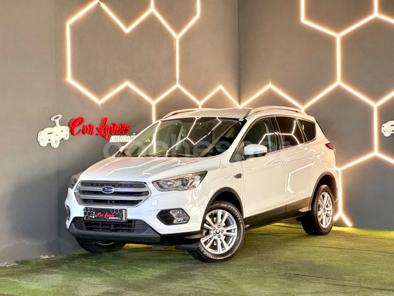 Ford Kuga - - вся информация про Форд Куга II рестайлинг поколения