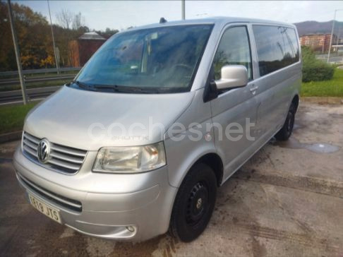 VOLKSWAGEN Multivan 2.5TDI 130CV COMFORTLINE 5p.