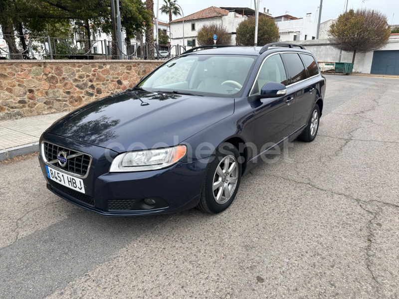 VOLVO V70 2.0 D3 Kinetic Auto 5p.