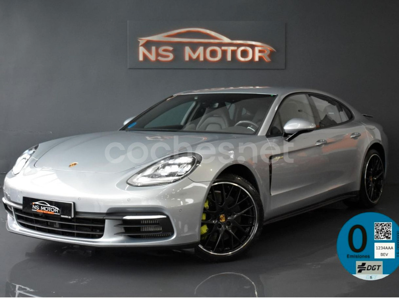 PORSCHE Panamera 4 EHybrid