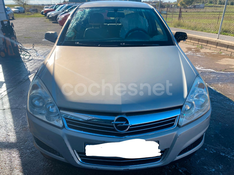 OPEL Astra 1.6 Enjoy 5p.