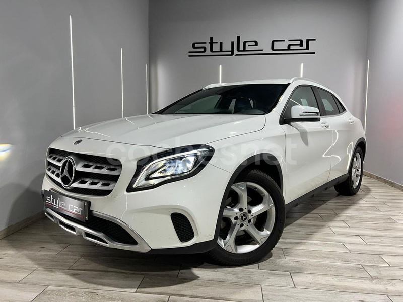 MERCEDES-BENZ Clase GLA GLA 180 5p.