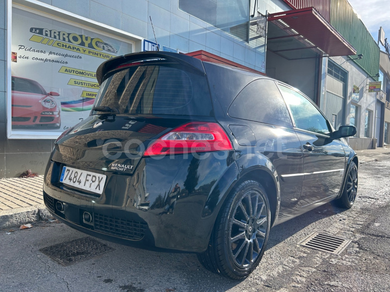 RENAULT Mégane Renault Sport 2.0DCI 175CV 3p.