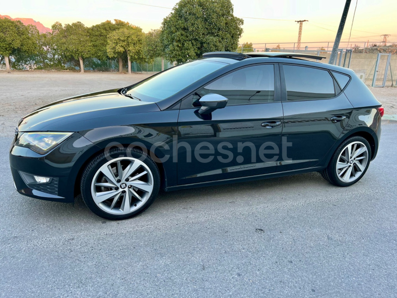 SEAT León 2.0 TDI DSG6 StSp FR