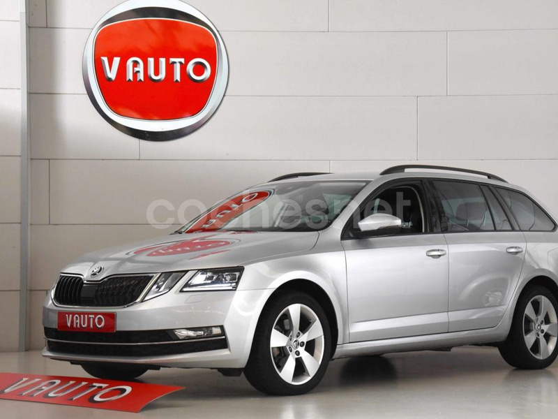 SKODA Octavia Combi 2.0 TDI CR DSG Style