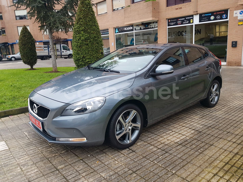 VOLVO V40 2.0 D2 Kinetic 5p.