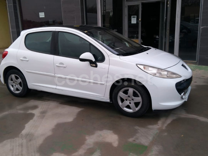 PEUGEOT 207 Sport 1.4 HDI 70 FAP 5p.