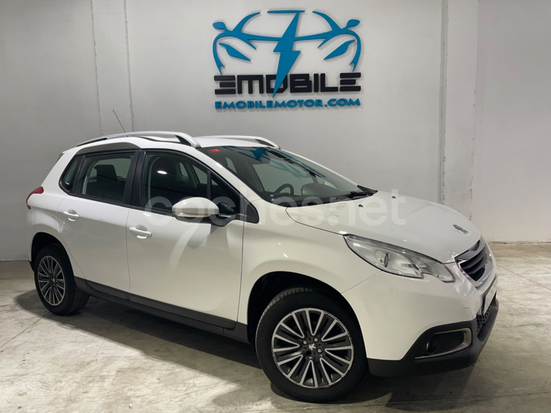 PEUGEOT 2008 Active 1.2 VTi 82