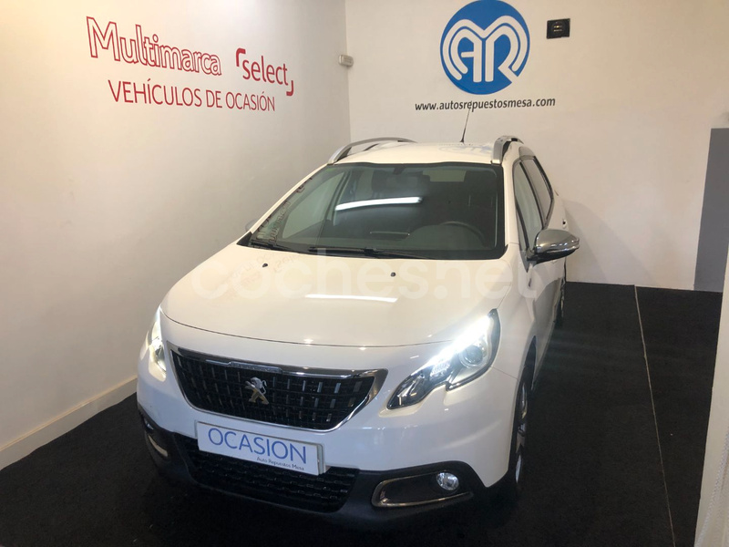 PEUGEOT 2008 Style 1.2L PureTech SS