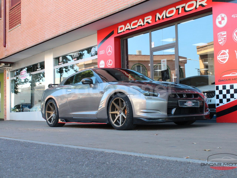 NISSAN GT-R 3.8 V6 Black Edition 2p.