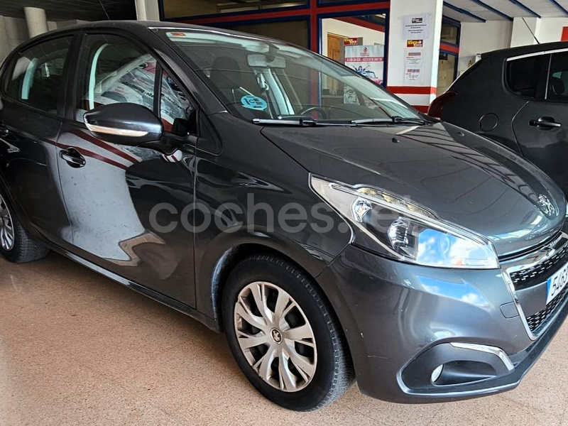 PEUGEOT 208 STYLE 1.6 BlueHDi