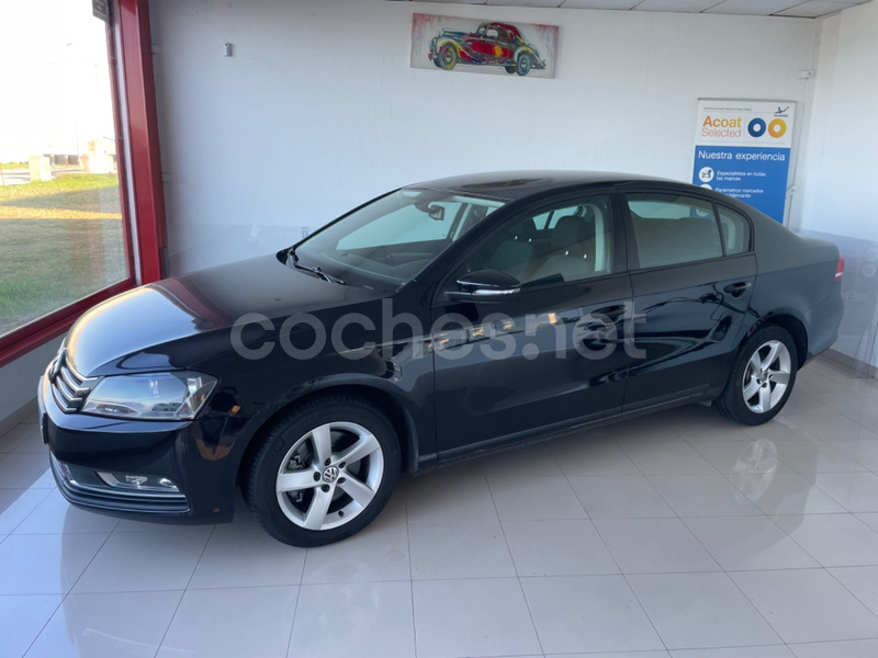 VOLKSWAGEN Passat 1.6 TDI 105cv Edition BlueMotion Tech 4p.