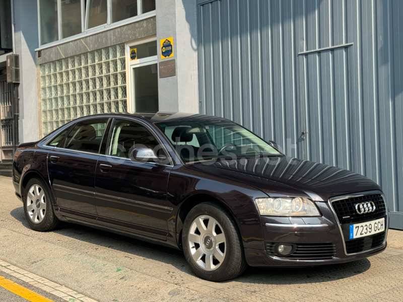 AUDI A8 3.0 TDI quattro tiptronic 4p.