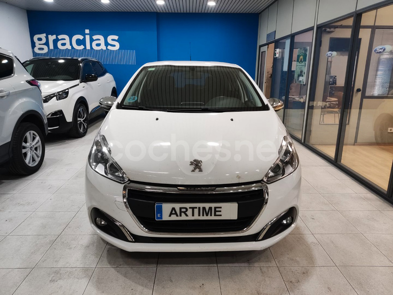 PEUGEOT 208 5P STYLE 1.2L PureTech 60KW 82CV 5p.