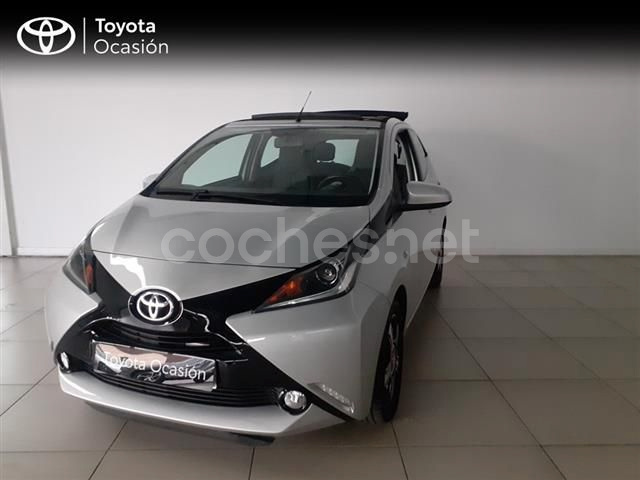 TOYOTA Aygo 1.0 70 xwave 5p.