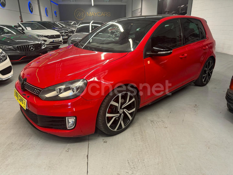 VOLKSWAGEN Golf 2.0 TSI GTI