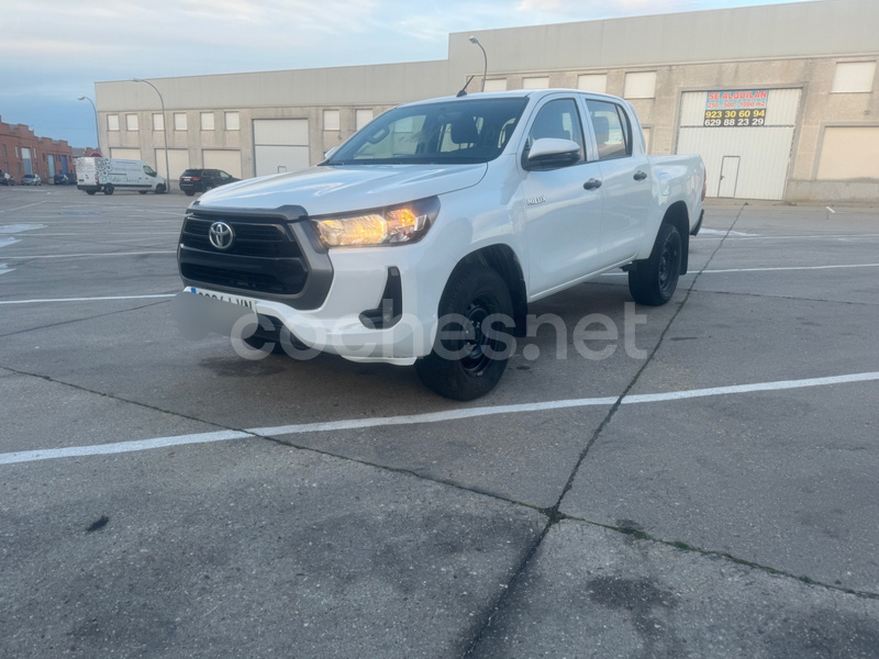 TOYOTA Hilux 2.4 D4D Cabina Doble GX