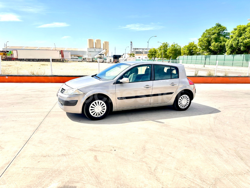 RENAULT Mégane CONFORT DYNAMIQUE 1.9DCI