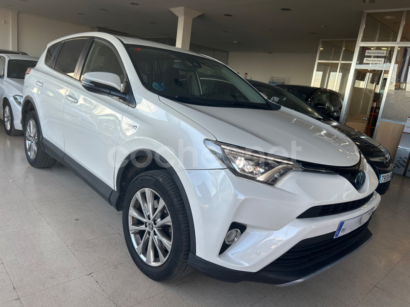 TOYOTA Rav4 2.5l hybrid 2WD Advance Pack Drive