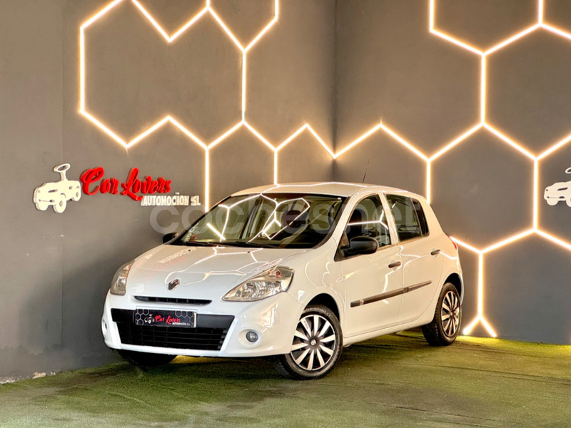 RENAULT Clio Authentique dCi 75 eco2 5p.