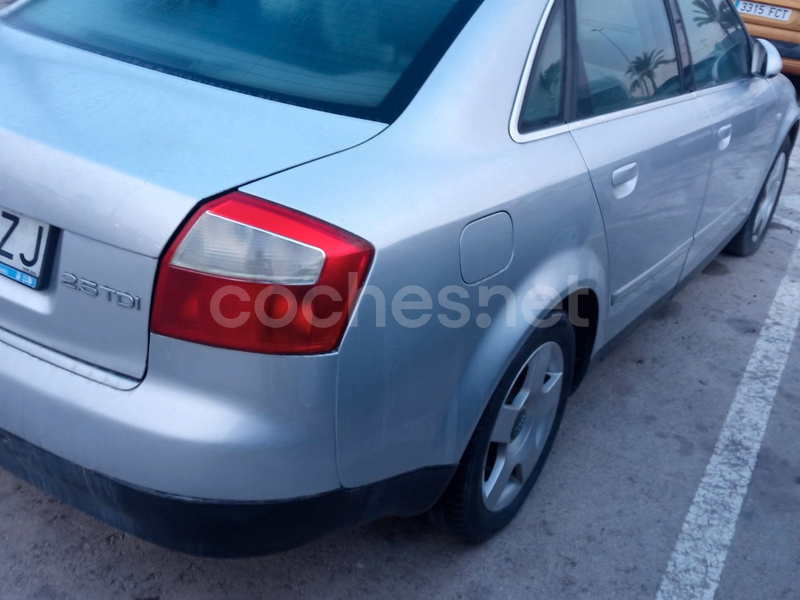 AUDI A4 2.5 TDI 155 CV Avant 5p.